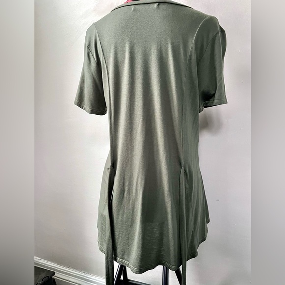 NWOT GROCERIES APPAREL V-Neck Asymmetrical Short Sleeve T-Shirt w/Sash Small - Picture 10 of 10